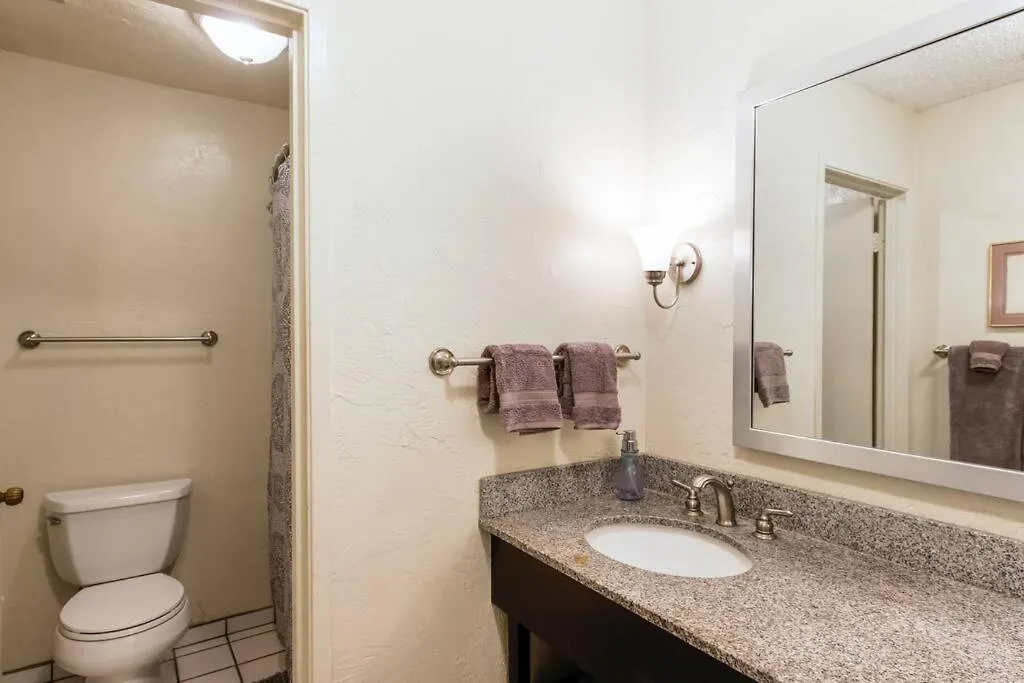 Lovely 1 Bedroom With Kitchen, Free Wifi & Parking Kapa'a Apartment
