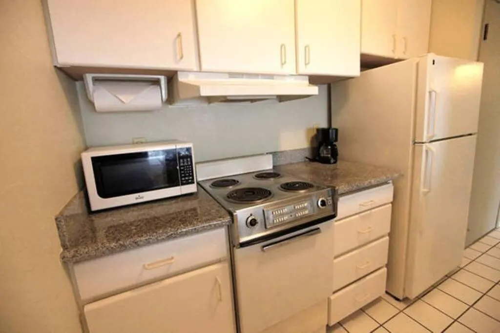 Lovely 1 Bedroom With Kitchen, Free Wifi & Parking Kapa'a Apartment