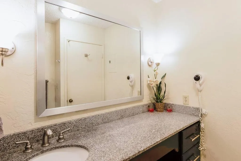 Lovely 1 Bedroom With Kitchen, Free Wifi & Parking Kapa'a 0*,